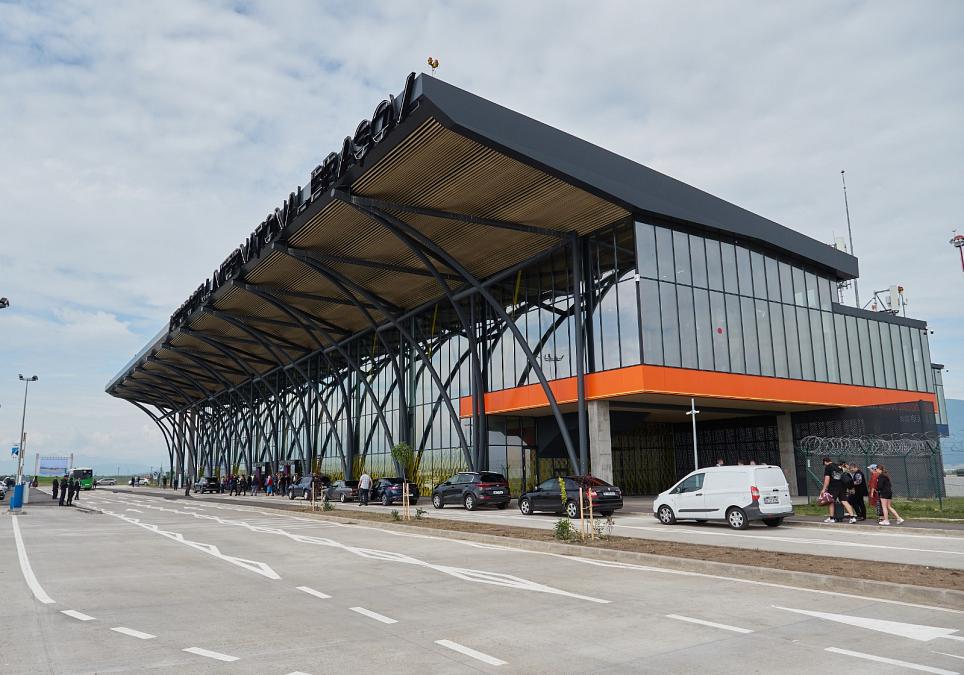 Aeroportul Brasov, Ghimbav